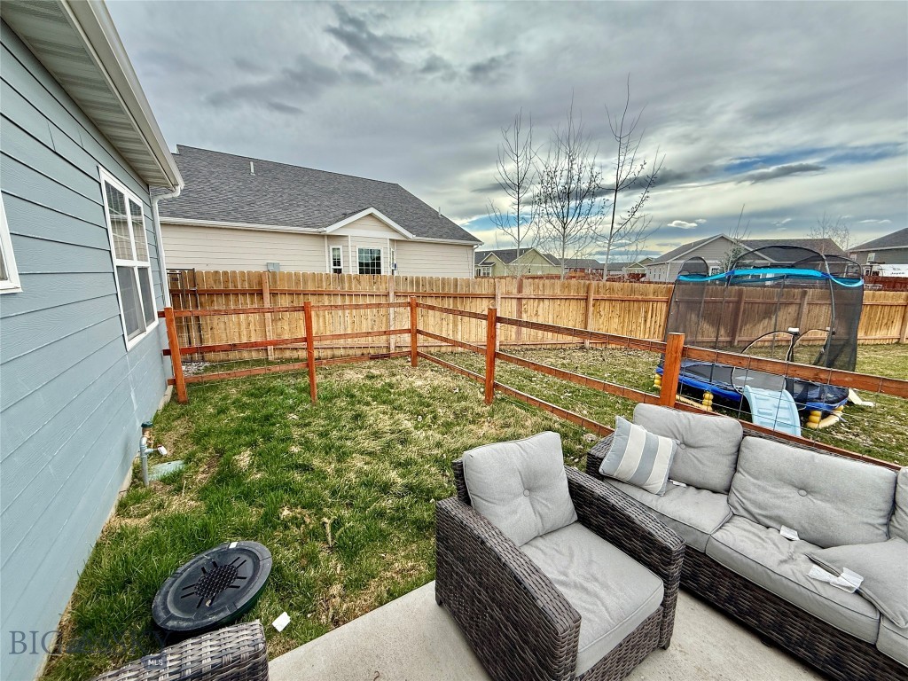 2304 Sturnella Lane