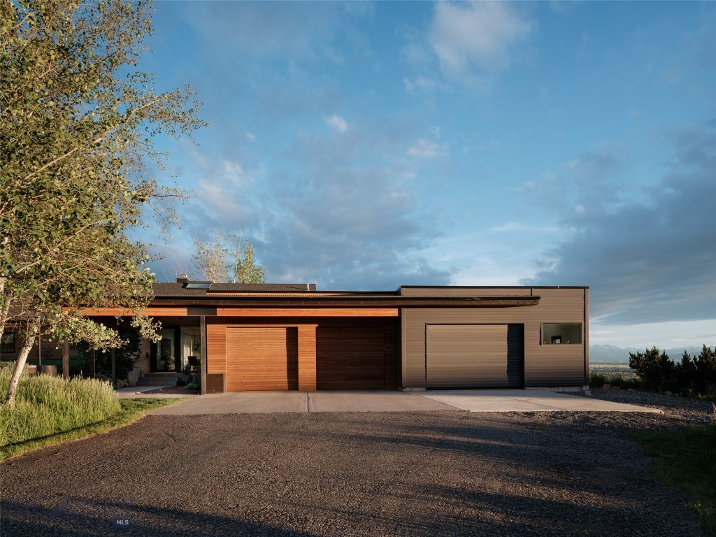 2375 Whitetail Road