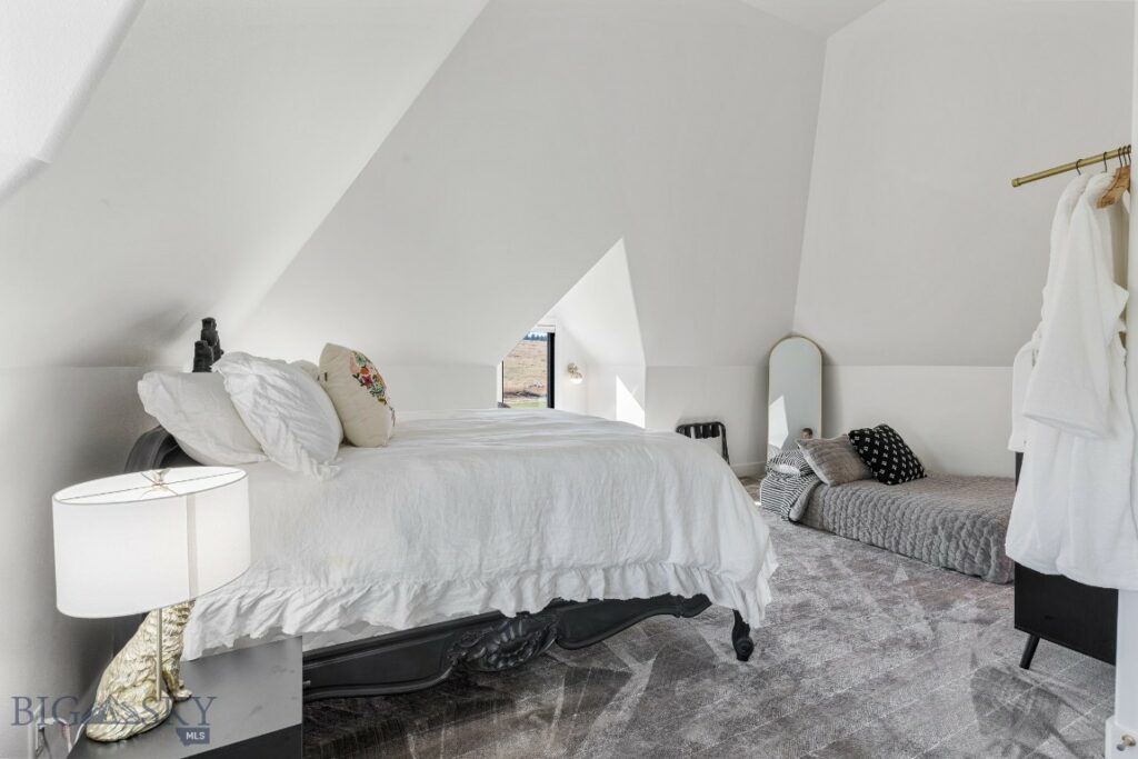 2375 Mount Ellis Lane