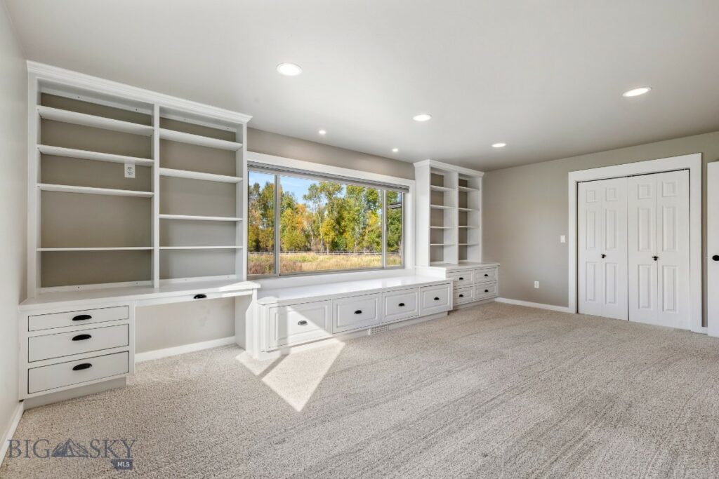 2399 Central Park Road