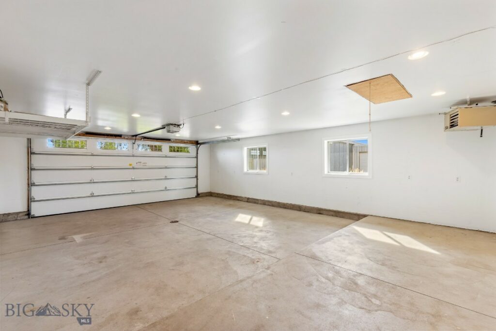 2399 Central Park Road