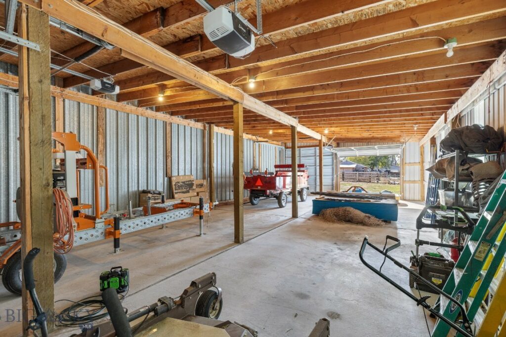 Belgrade MT 59714 - 25