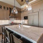 24 Pale Morning Spur