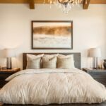 24 Pale Morning Spur