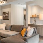 24 Pale Morning Spur