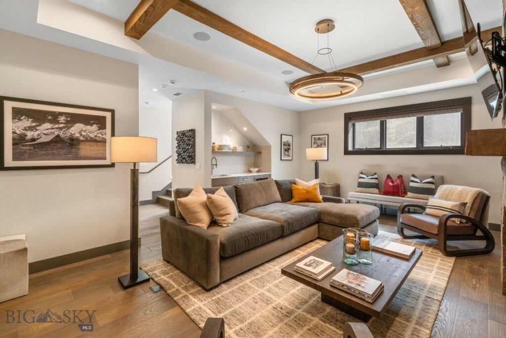 Big Sky MT 59716 - 19