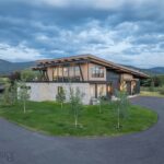 240 Horsetail Road