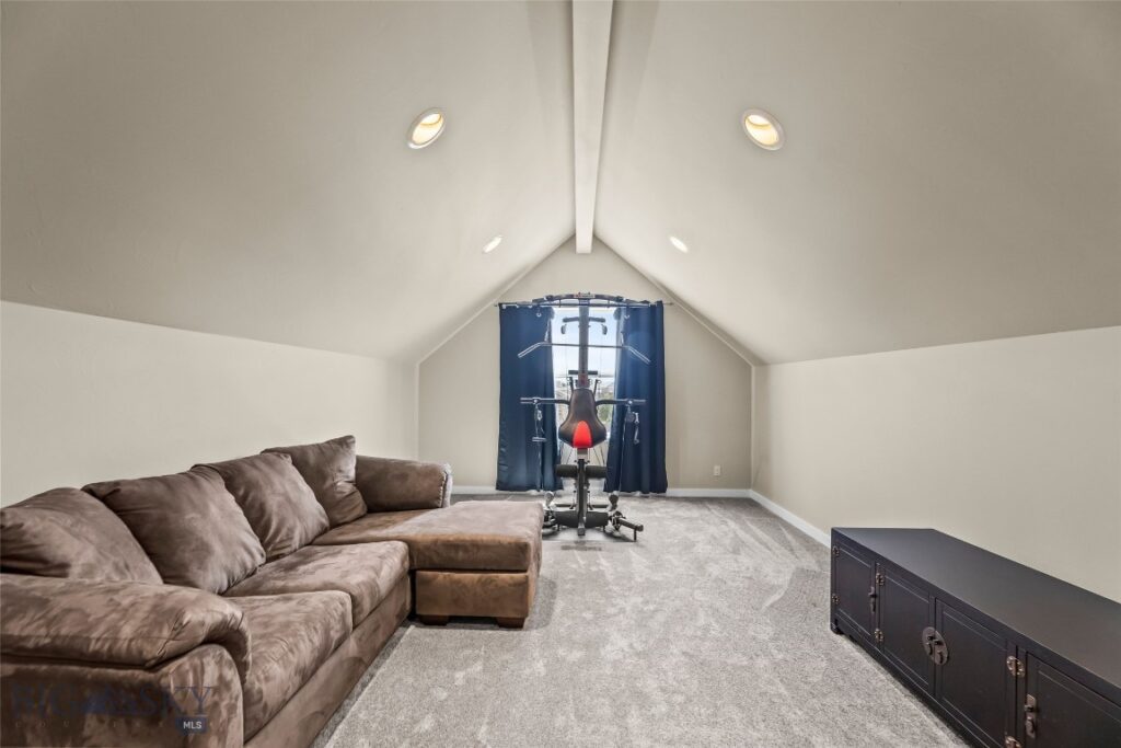 241 Caitlin Road