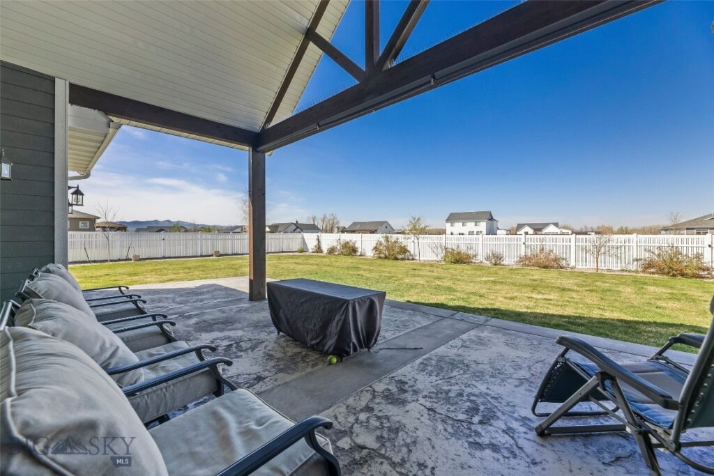 241 Caitlin Road