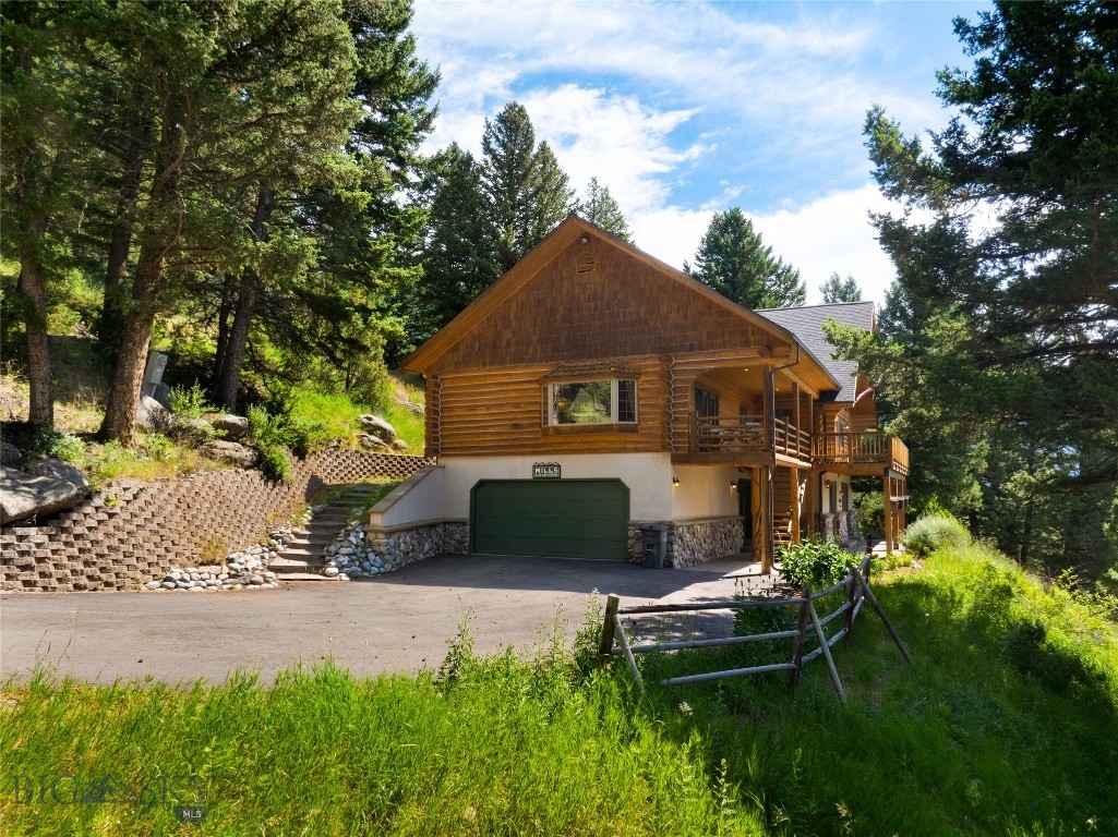 2415 Crazy Horse Road