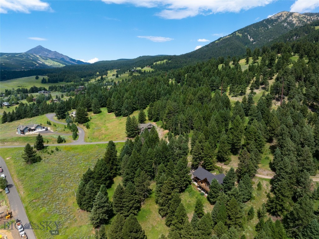 2415 Crazy Horse Road
