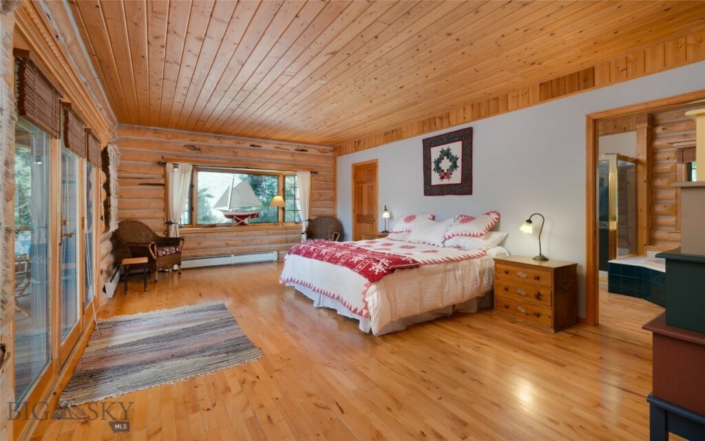 2415 Crazy Horse Road