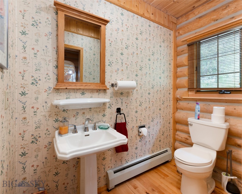 2415 Crazy Horse Road