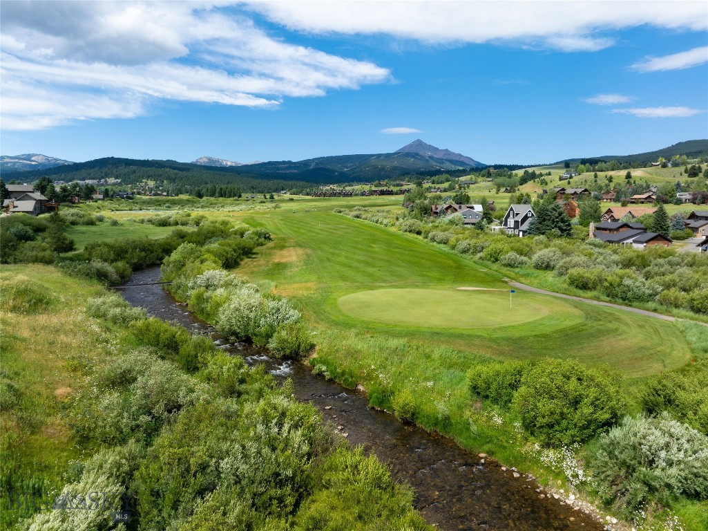 2415 Crazy Horse Road