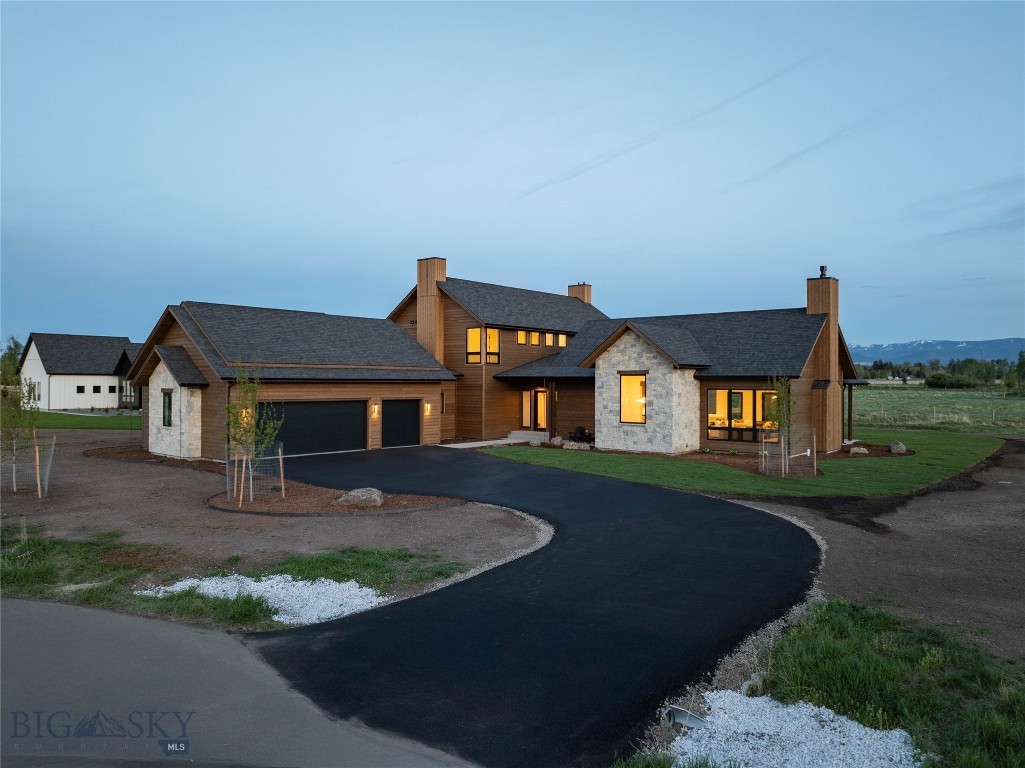 246 McGoo Way