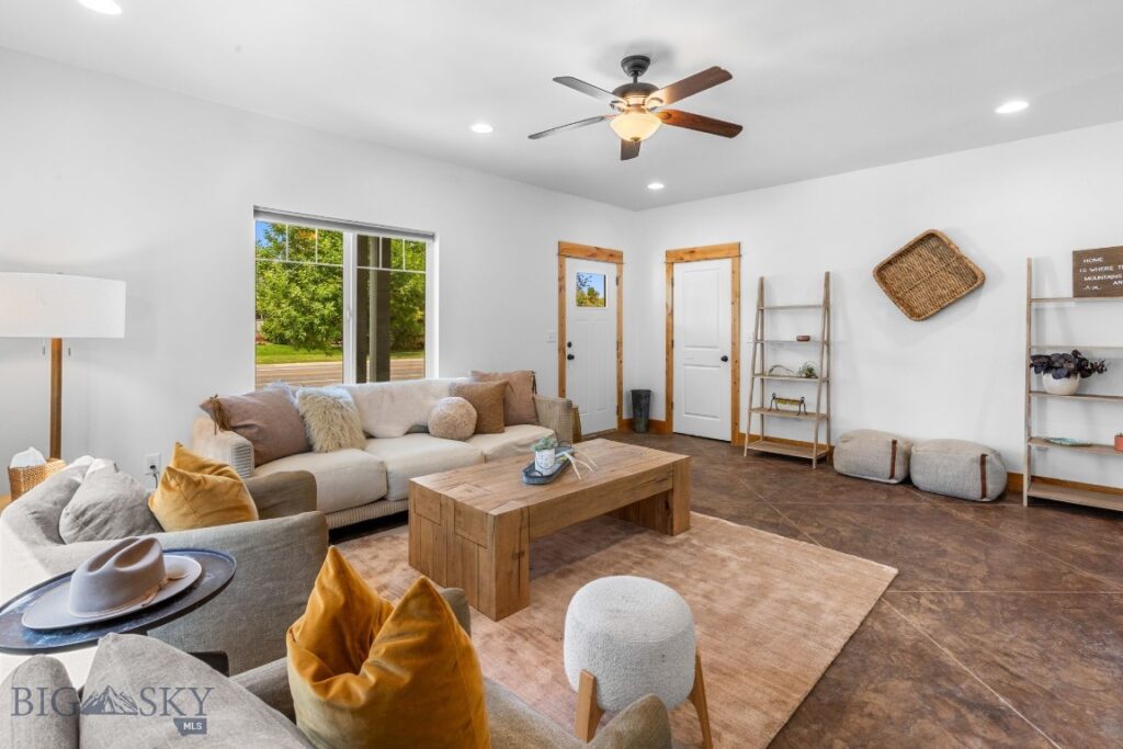 2464 Ferguson Avenue