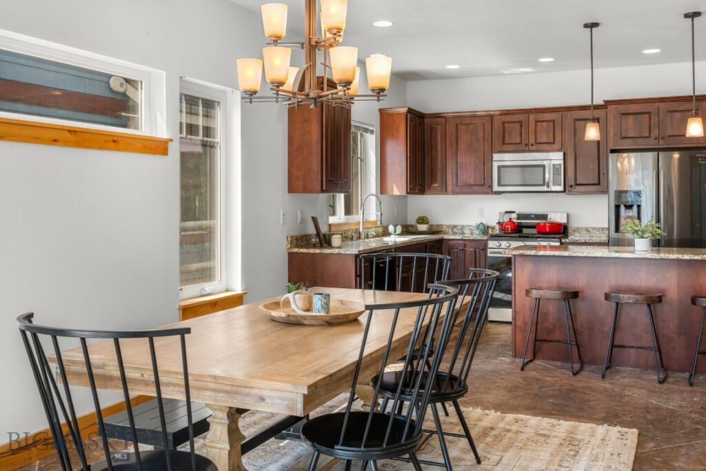 2464 Ferguson Avenue