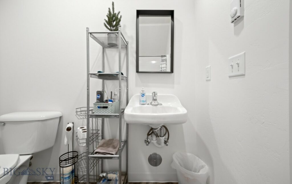 247 New Ventures Drive