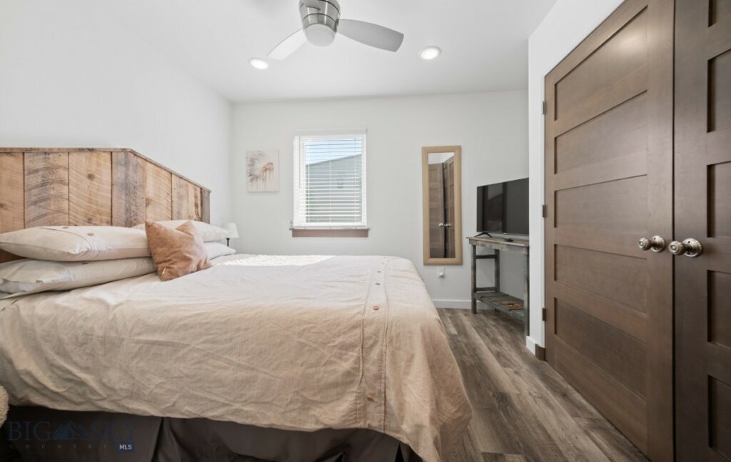 247 New Ventures Drive