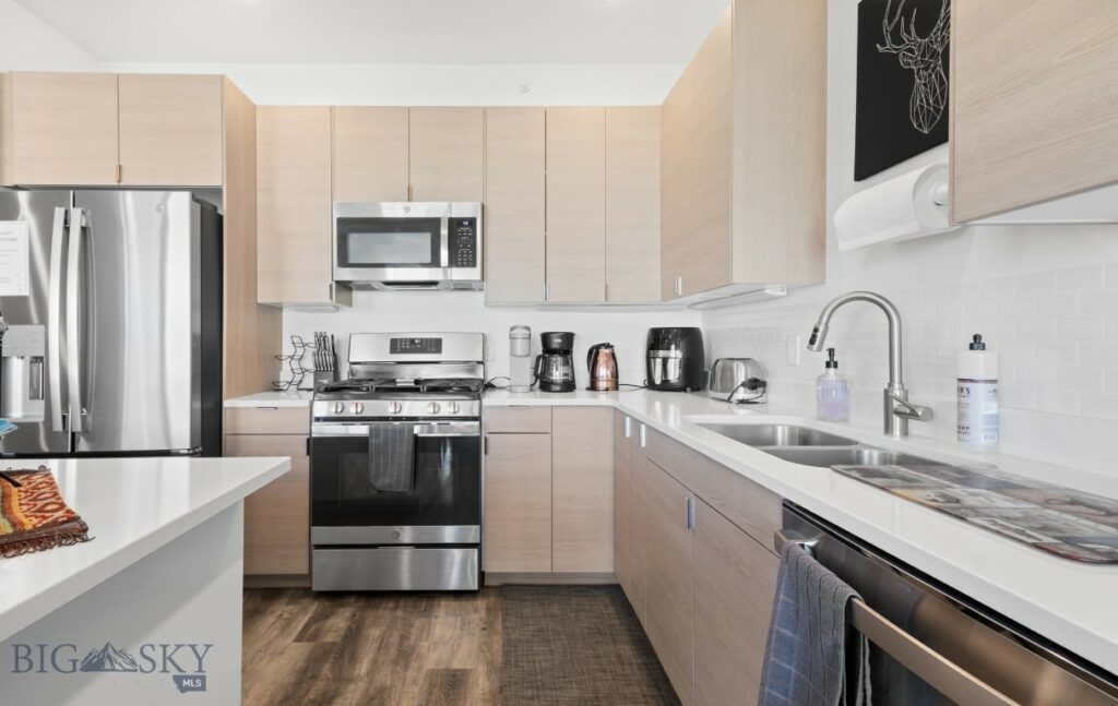 247 New Ventures Drive