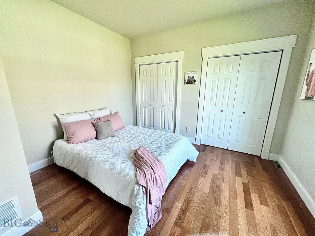 2475 Rose Street