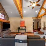 2497 Northview