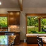 2497 Northview
