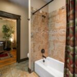 2497 Northview