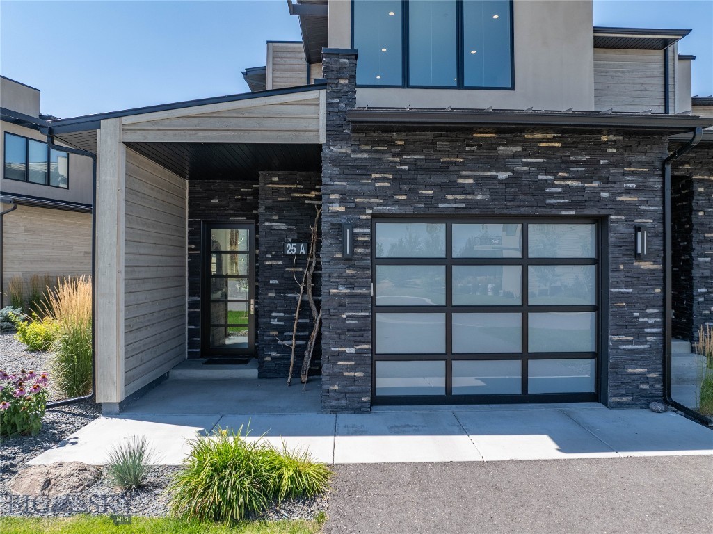 25 Duckhorn
