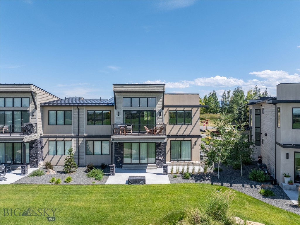 25 Duckhorn