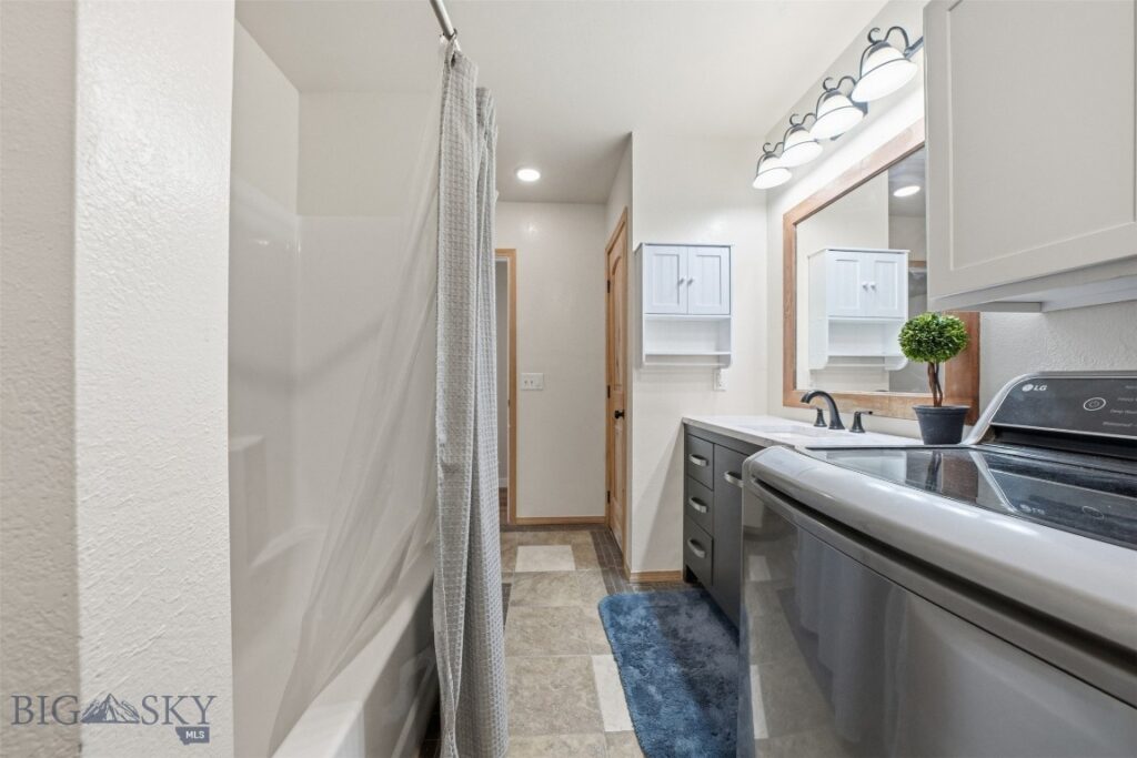 Belgrade MT 59714 - 24