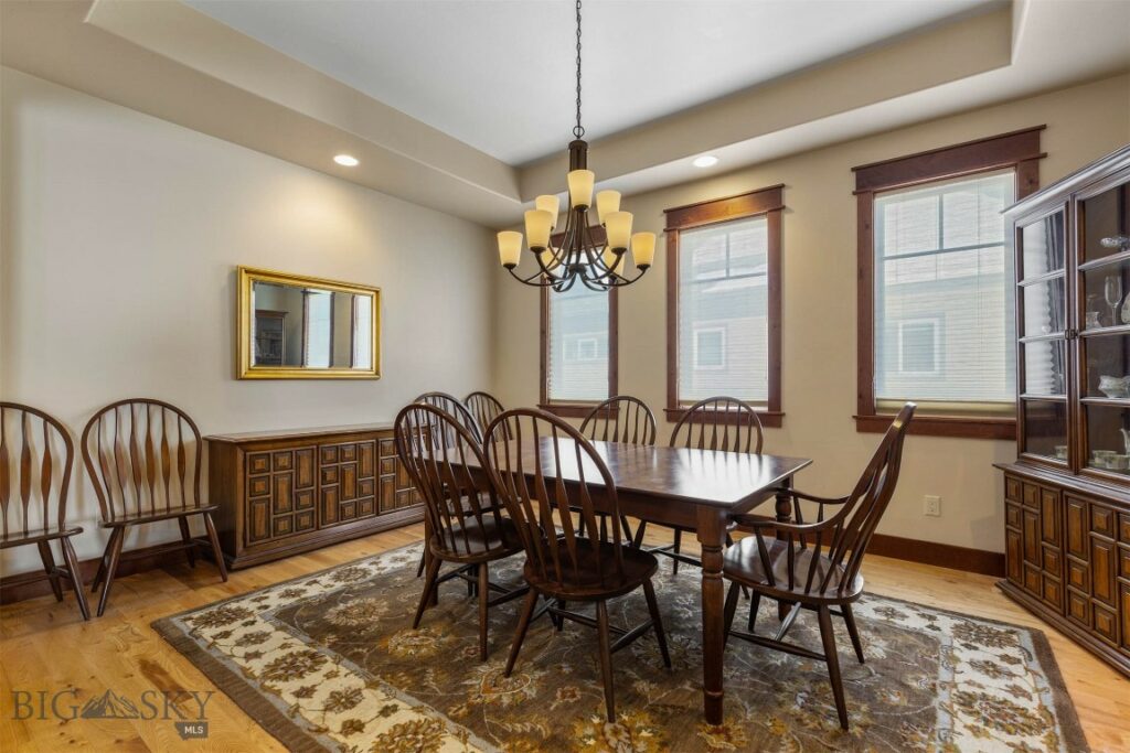 250 Arrow Trail