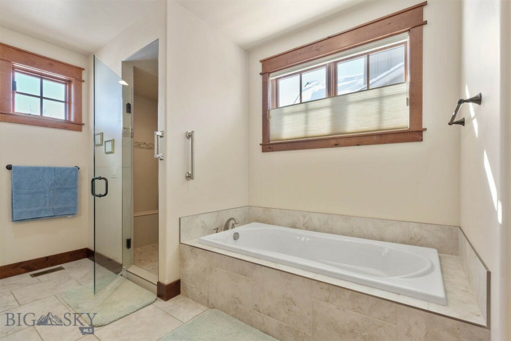 250 Arrow Trail