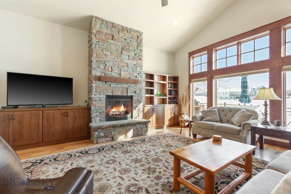 250 Arrow Trail