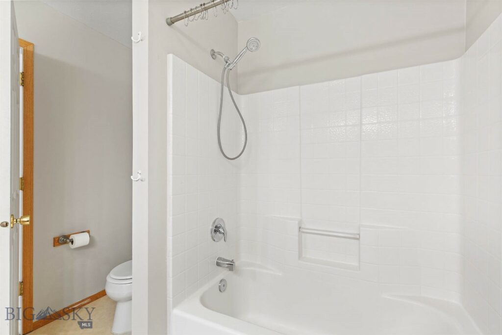 Bozeman MT 59715 - 16