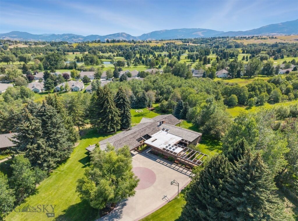 2516 Spring Creek Drive