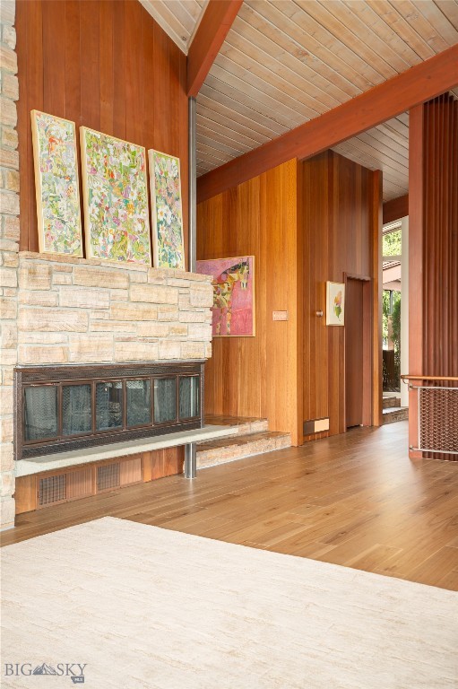 2516 Spring Creek Drive