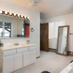 2521 Weaver Lane