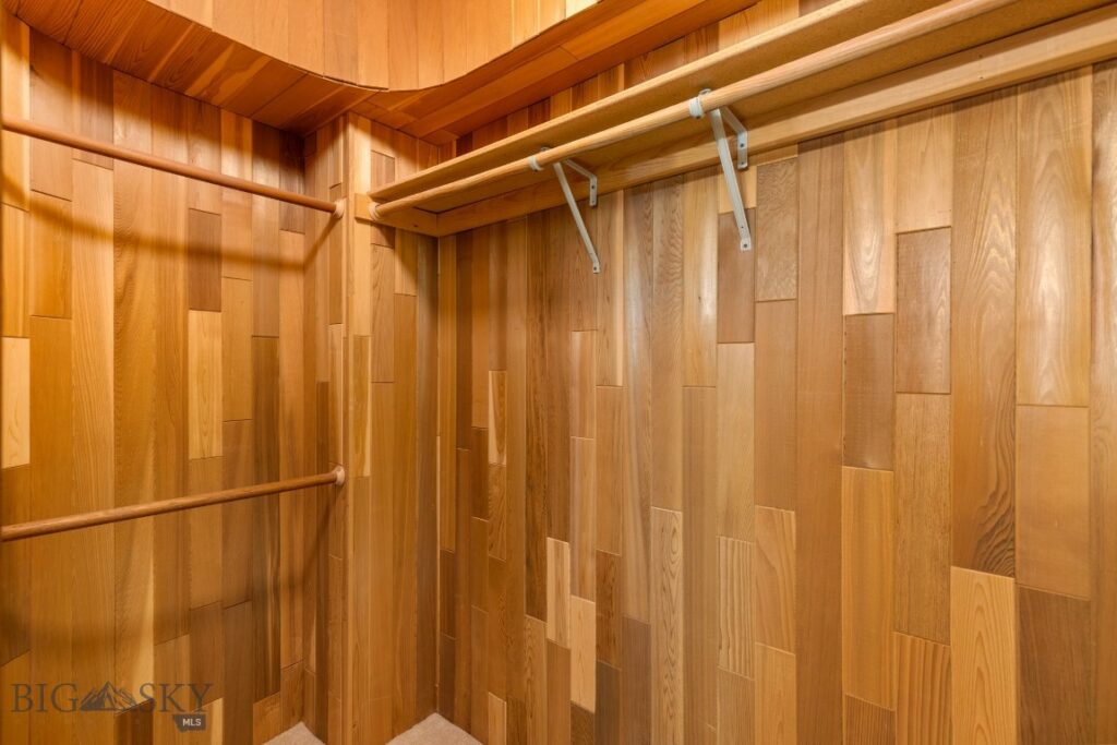 255 Painted Hills Rd