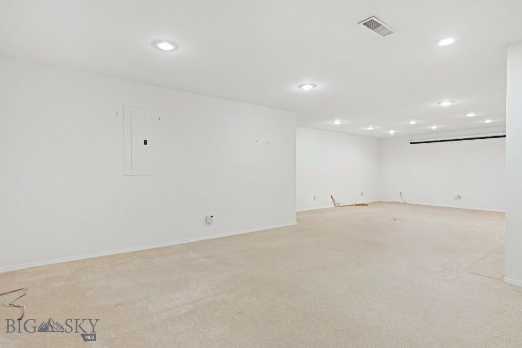 Bozeman MT 59715 - 18