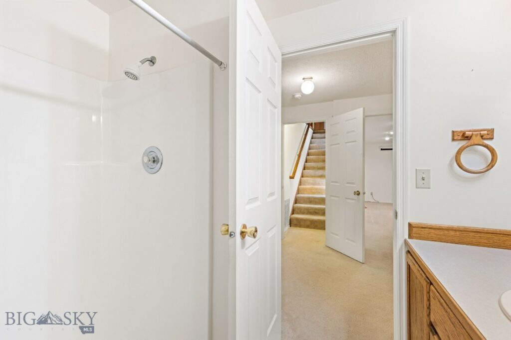 255 Painted Hills Rd