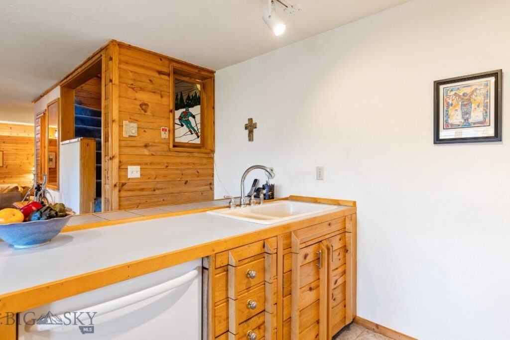 Big Sky MT 59716 - 7