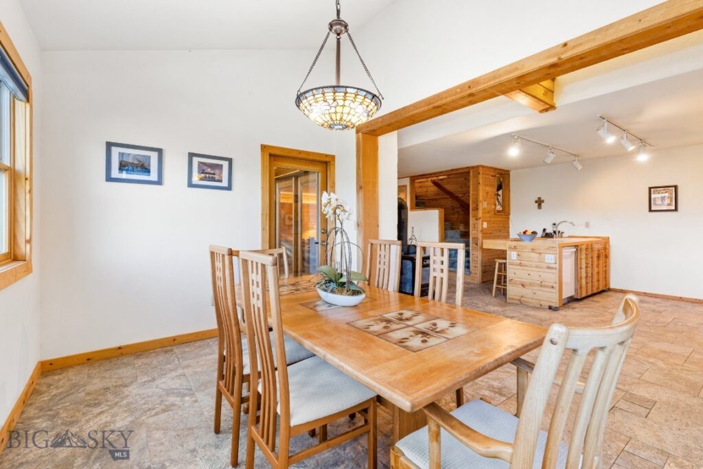 2555 Little Coyote Road