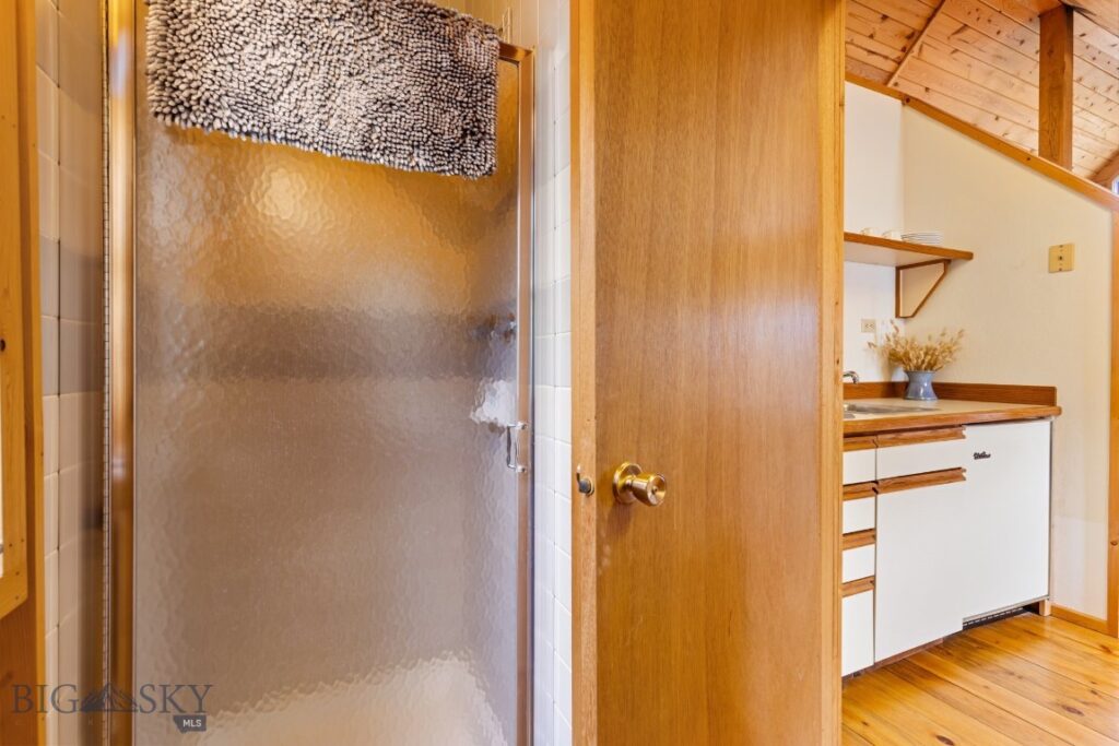 2555 Little Coyote Road