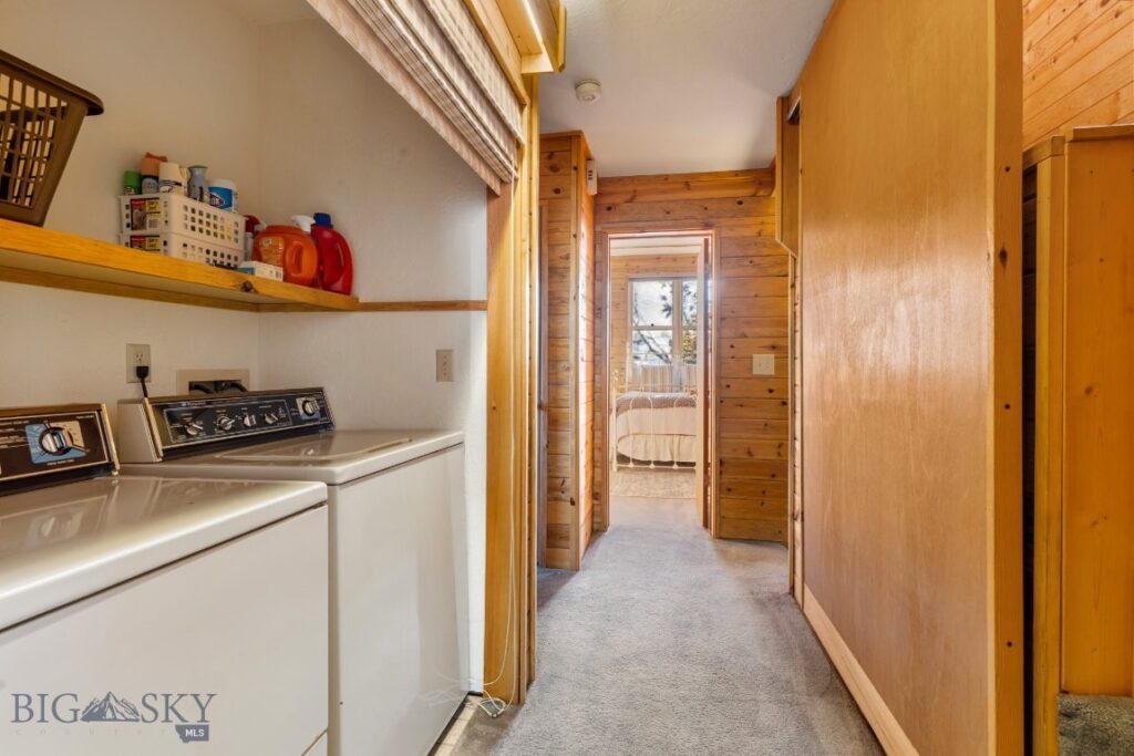 Big Sky MT 59716 - 23