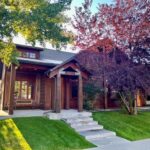 2556 Weeping Rock
