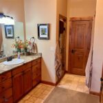 2556 Weeping Rock