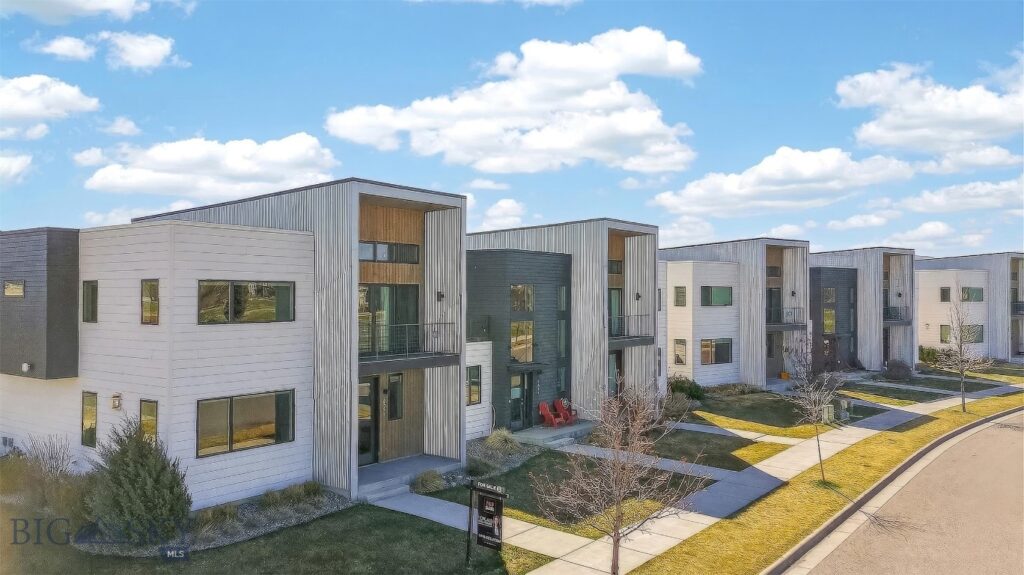 2586 Milkhouse Avenue