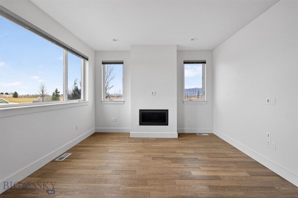 2586 Milkhouse Avenue