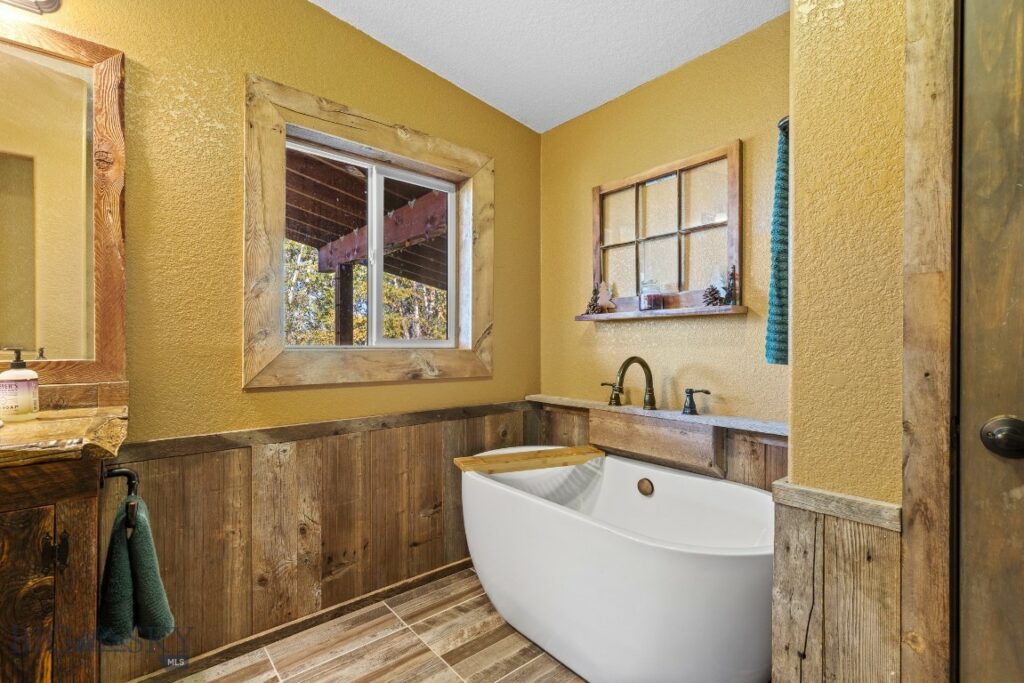 2621 Jackrabbit Lane
